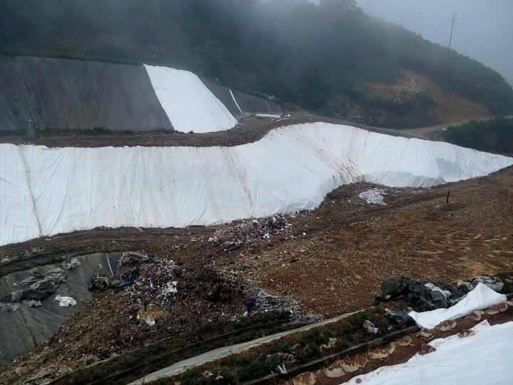 固体废物填埋场在铺设HDPE芭乐视视频下载膜前要经理哪三个阶段？